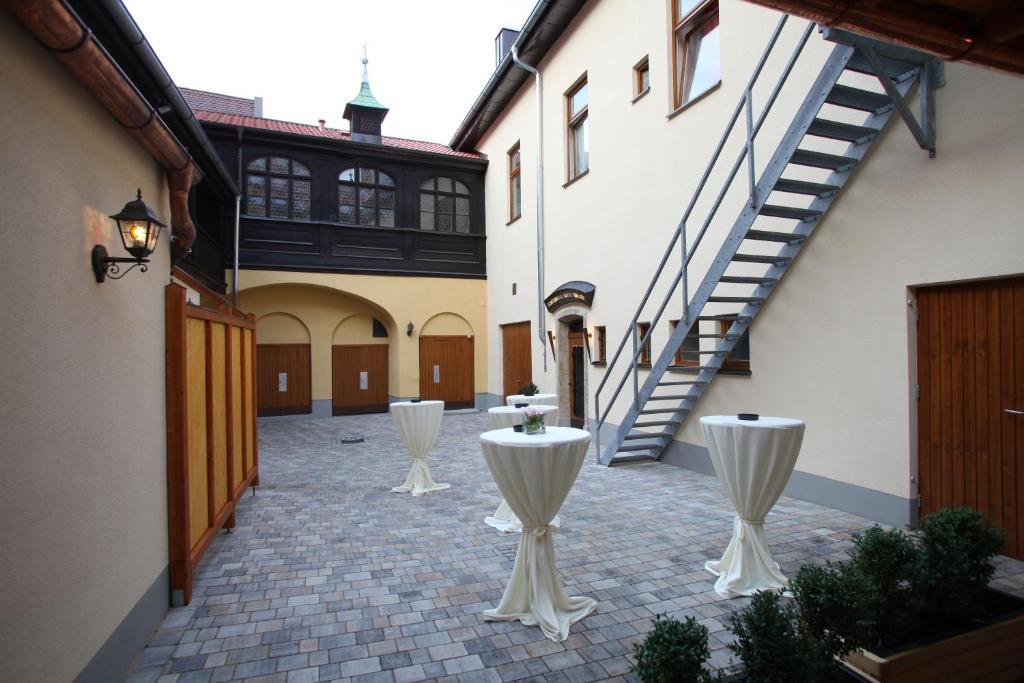 Altstadt-Hotel Zieglerbraeu Dachau Exterior photo