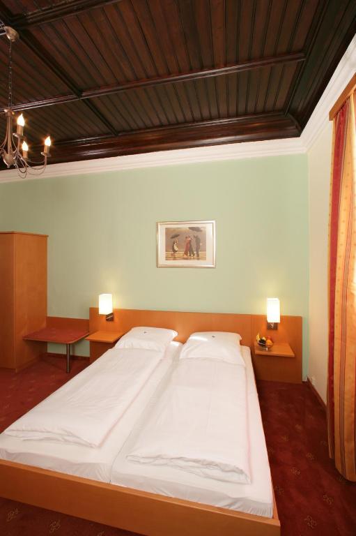 Altstadt-Hotel Zieglerbraeu Dachau Room photo