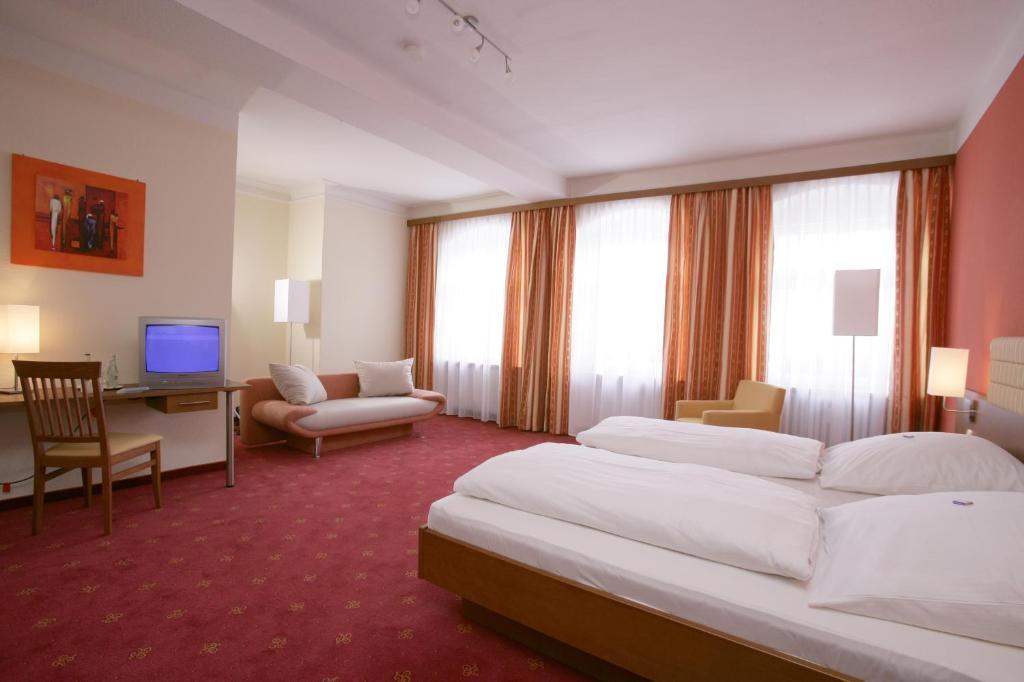 Altstadt-Hotel Zieglerbraeu Dachau Room photo