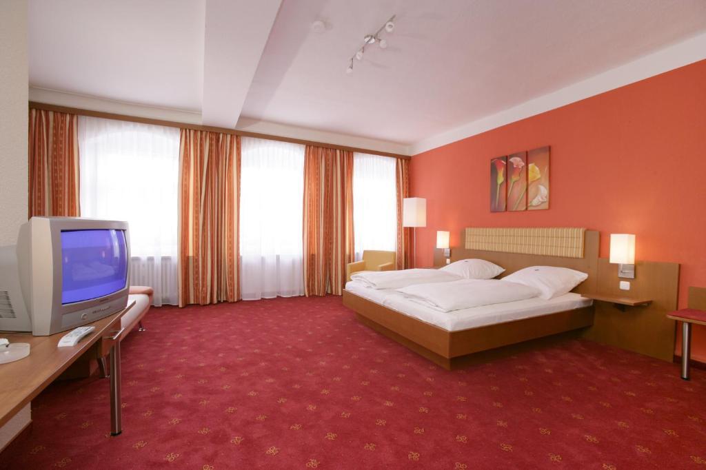 Altstadt-Hotel Zieglerbraeu Dachau Room photo